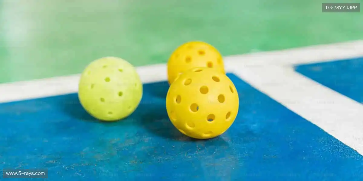 🎁【周边商城】限量潮品,把偶像的荣耀穿在身上!